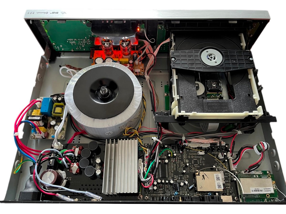 TAGA HTR-1500CD Stereoförstärkare